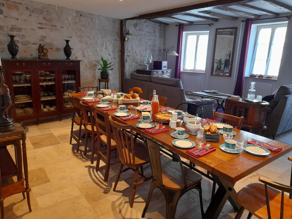 Aux Sources De Ouanne B&B 외부 사진