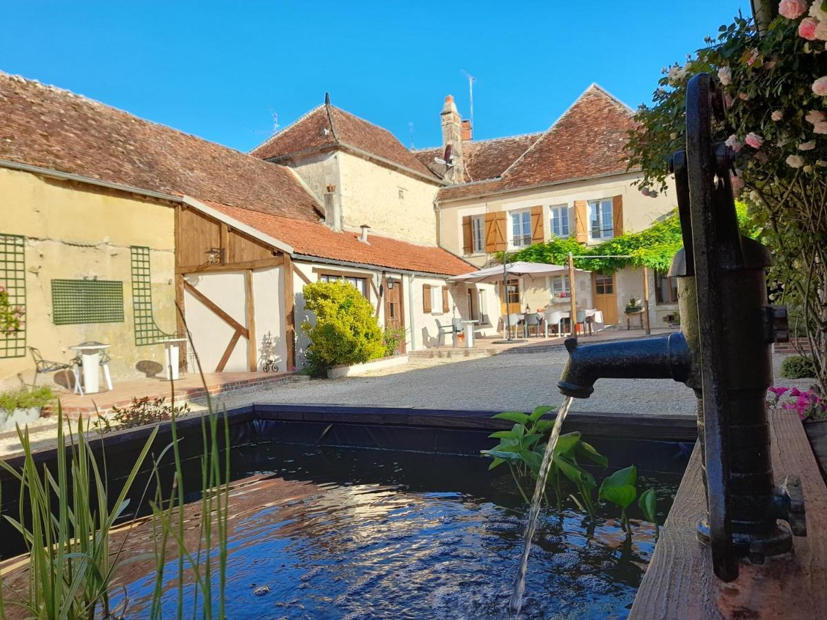 Aux Sources De Ouanne B&B 외부 사진