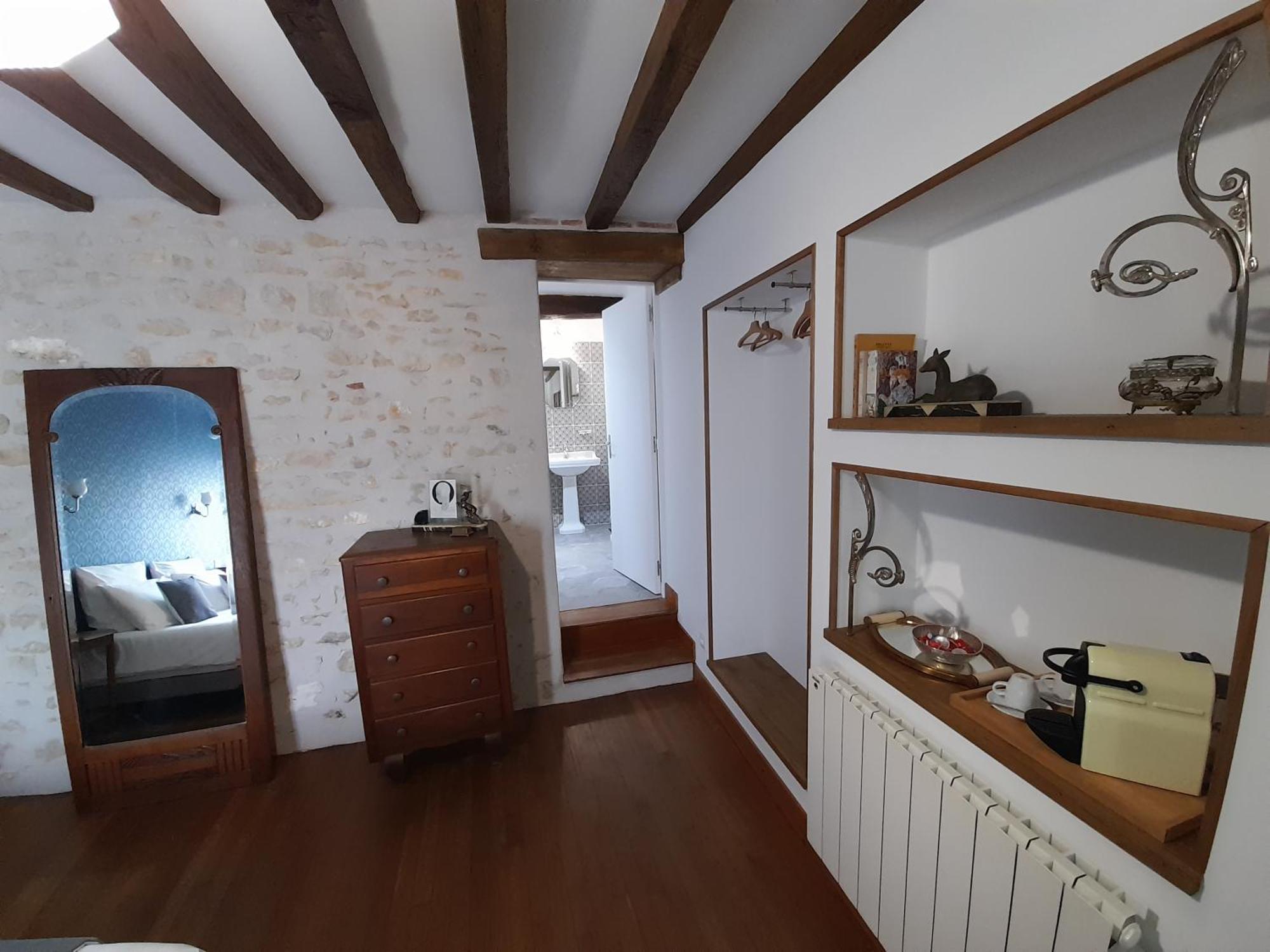 Aux Sources De Ouanne B&B 객실 사진