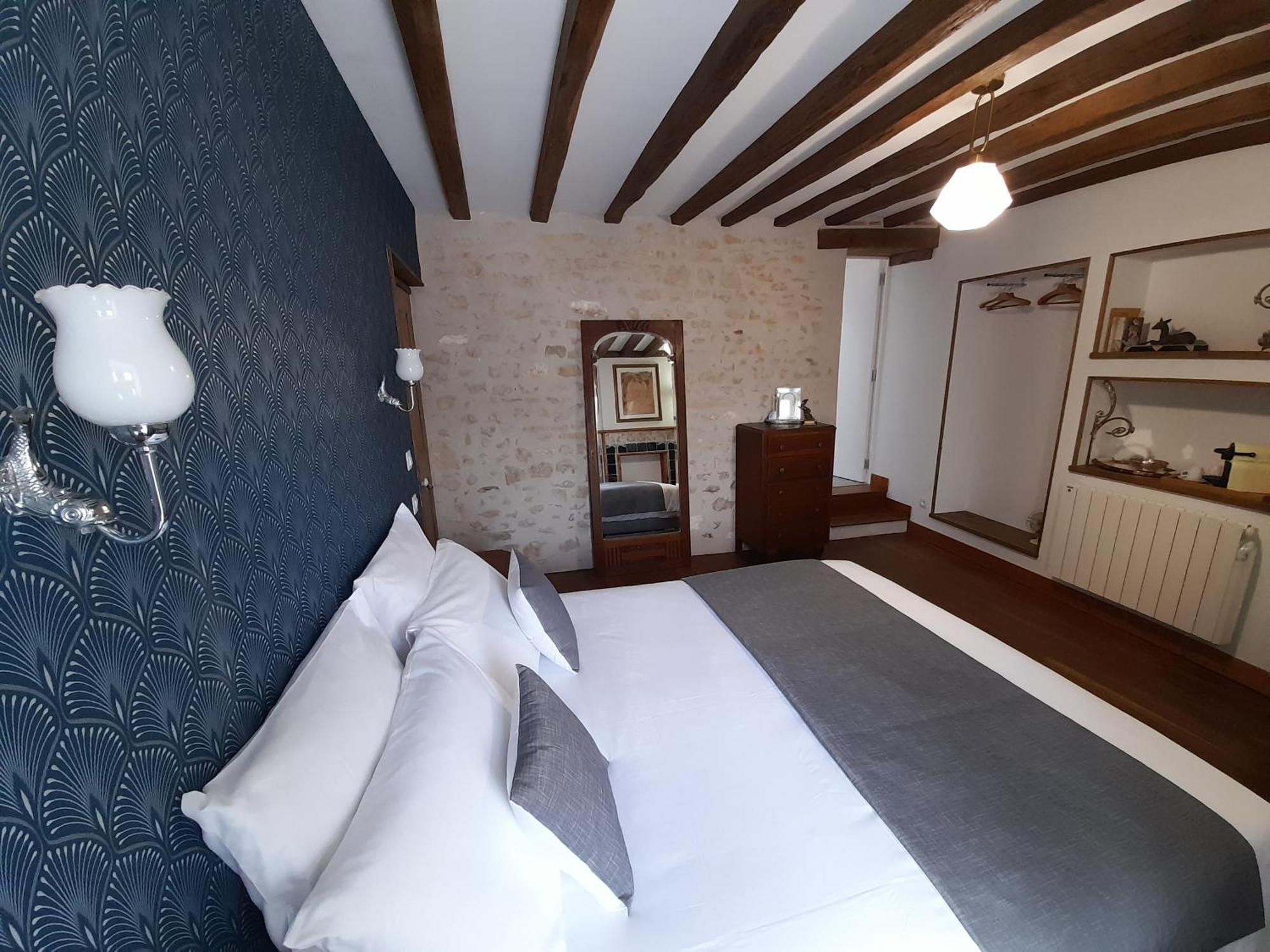 Aux Sources De Ouanne B&B 객실 사진