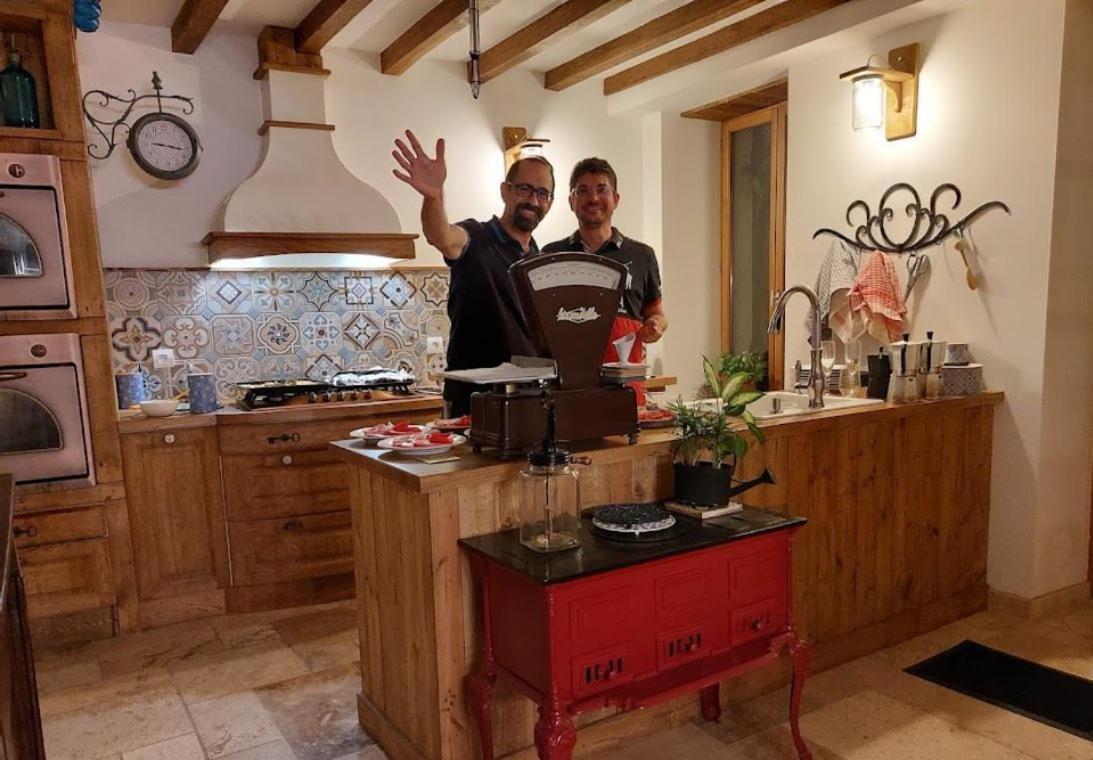 Aux Sources De Ouanne B&B 외부 사진